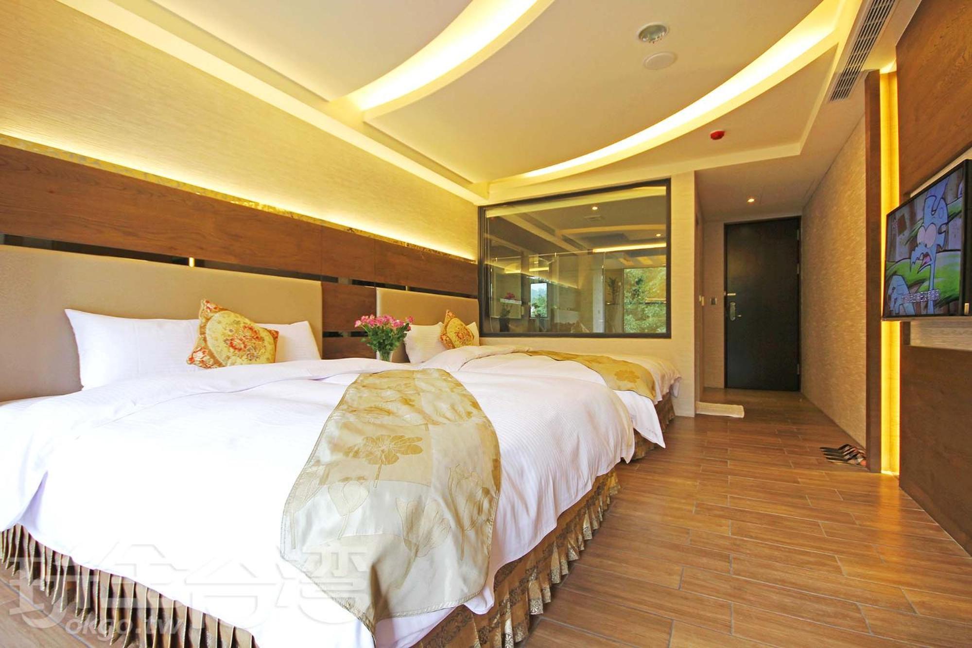 Shuian Lakeside Hotel Юйчи Экстерьер фото