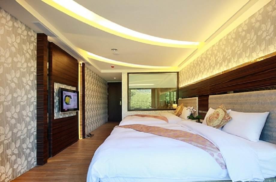 Shuian Lakeside Hotel Юйчи Номер фото