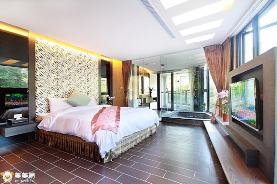 Shuian Lakeside Hotel Юйчи Экстерьер фото
